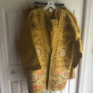 Gold 3 PCs Outfit. 😀.  OS. ( 2-3X)